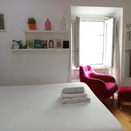 Central Lisbon Studio アパート *